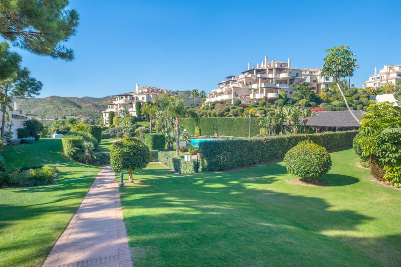 Capanes Del Golf Luxury Apartment Benahavís Extérieur photo